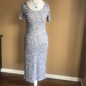 H&M Sheer Short Sleeve Midi Dress – Grey & White – Size M – Cutout Back